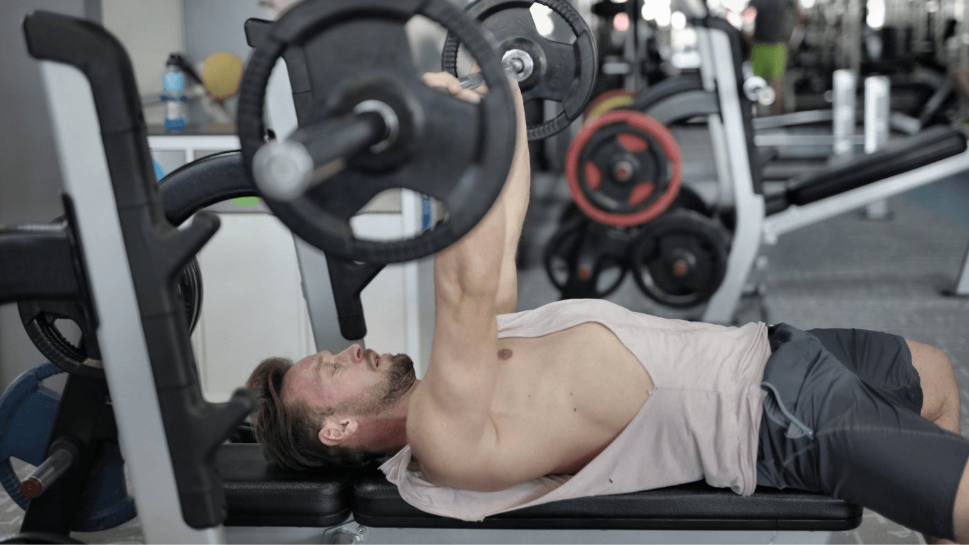 Les 5 machines indispensables pour un home gym complet